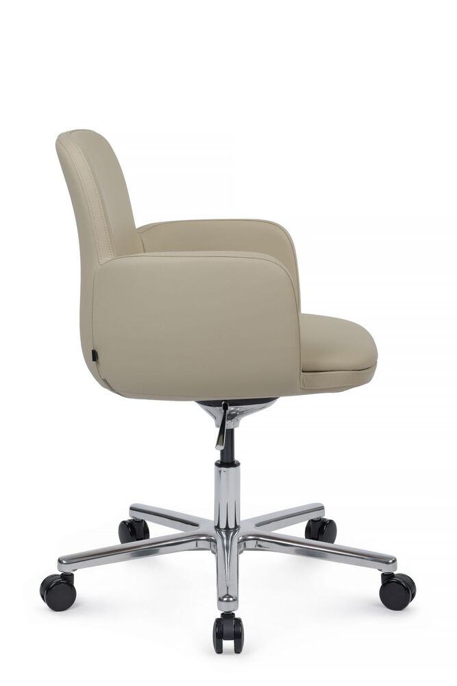 Кресло для персонала Charm