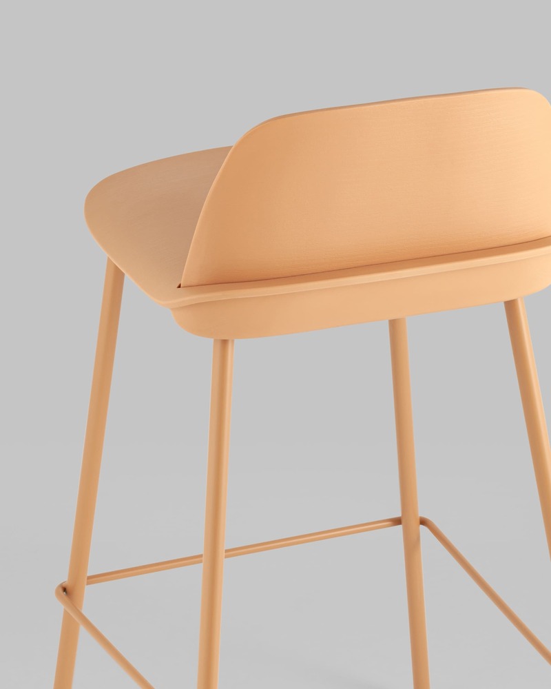 Стул полубарный