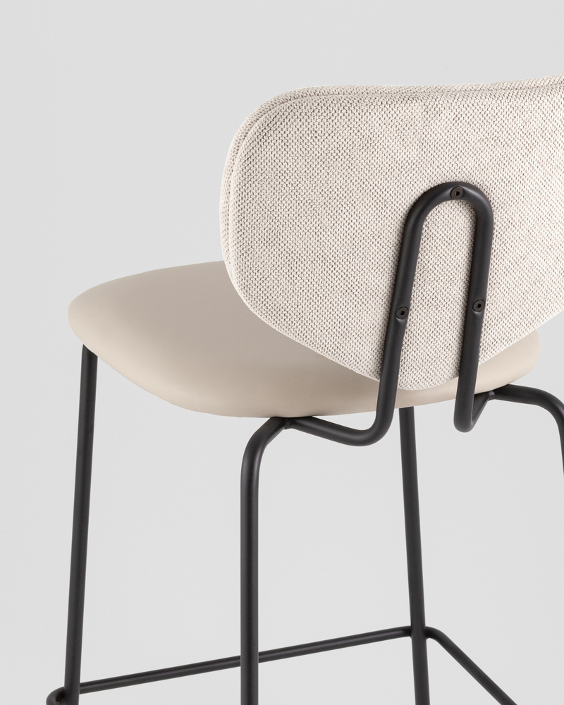 Стул полубарный