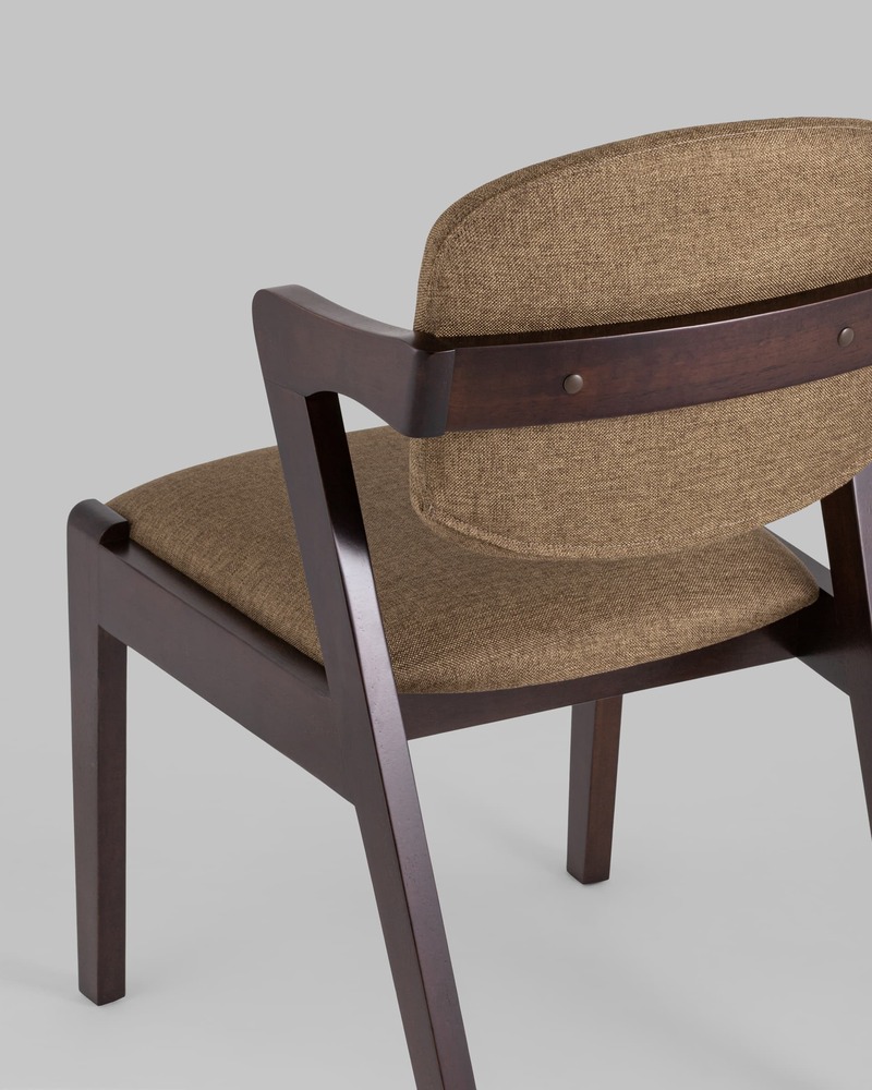 Стул обеденный